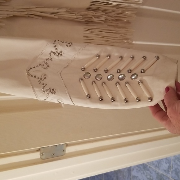 Cream Soft Leather Fringed Western   Jacket Studs - Picture 4 of 13